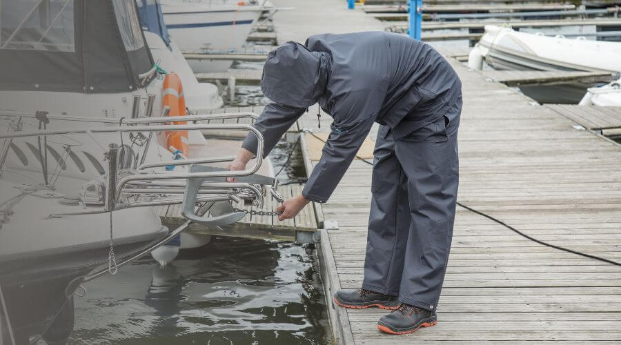 Why choose water damage restoration service for emergency water extraction services in Cheyenne